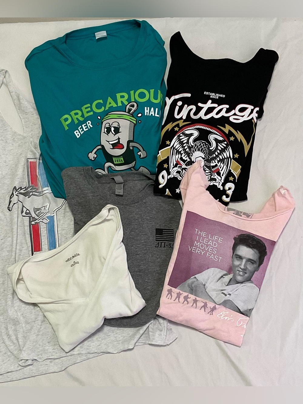 Lot of 6 Assorted T shirts women’s size M&L